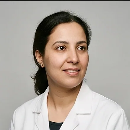 Dr Salma Idrissi — Biologiste responsable — Laboratoire